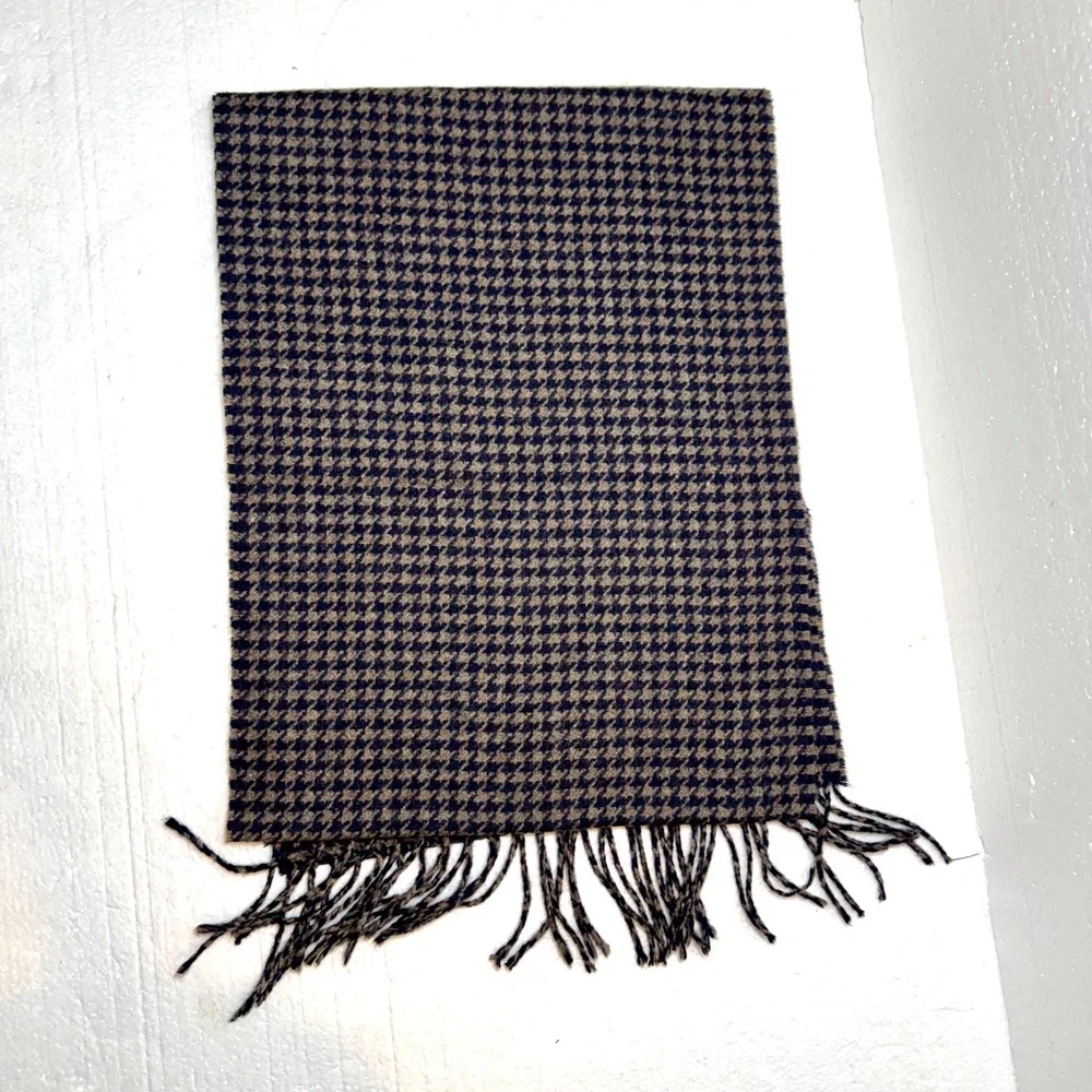 Cashmere Wool Black and Tan Houndstooth Scarf made in Italy 🇮🇹